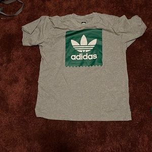 Adidas T-shirt